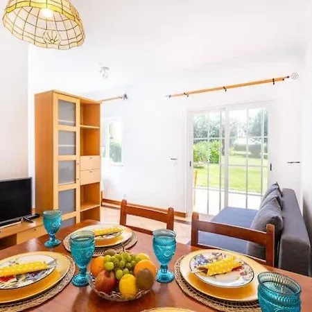 - Great Complex, Communal Pool Pera