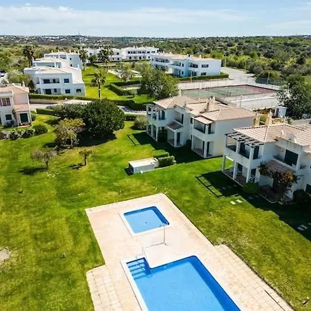 - Great Complex, Communal Pool *